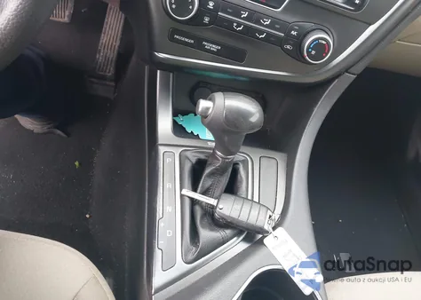 2015 Kia Optima Lx z USA, uszkodzony, nr VIN 5XXGM4A76FG466125